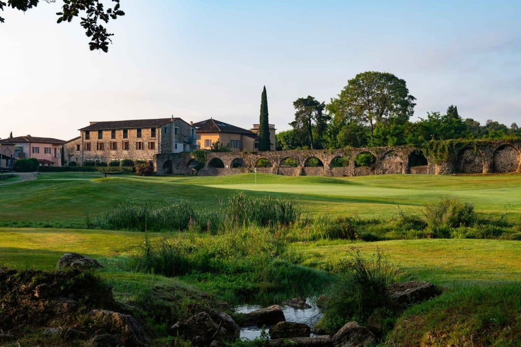 Château de la Bégude and a green at Golf d’Opio Valbonne
