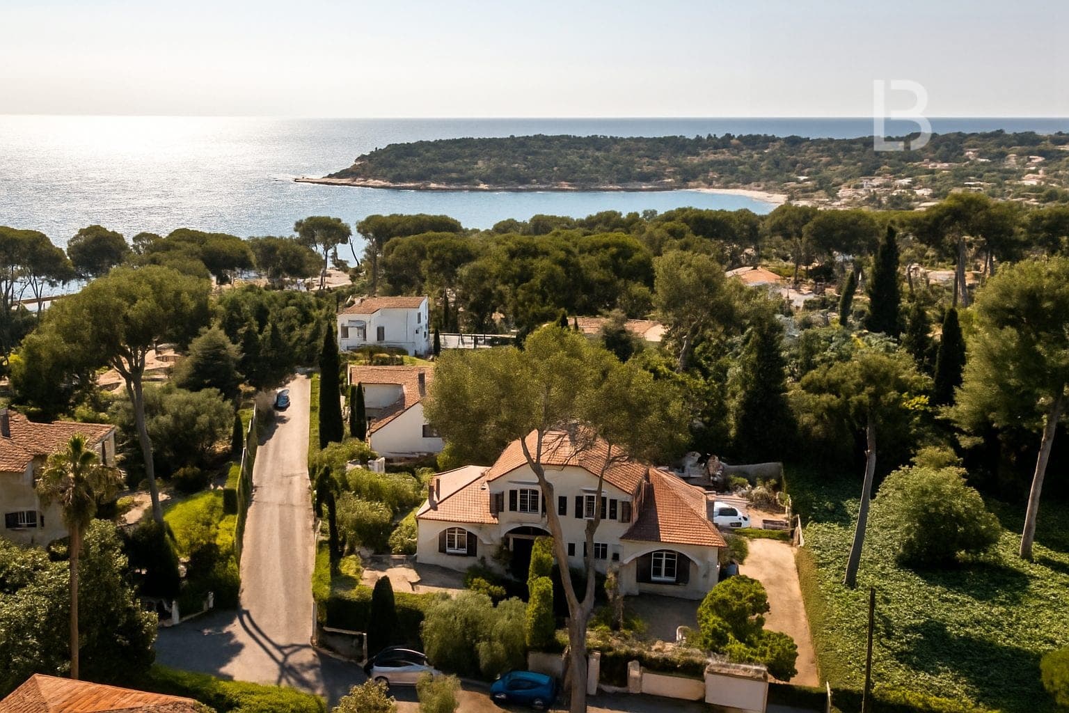 Charmante villa au Cap d'Antibes