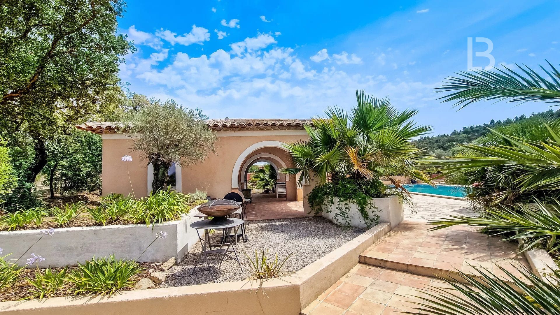 Superbe villa à vendre à Plan de la Tour avec piscine. - 5