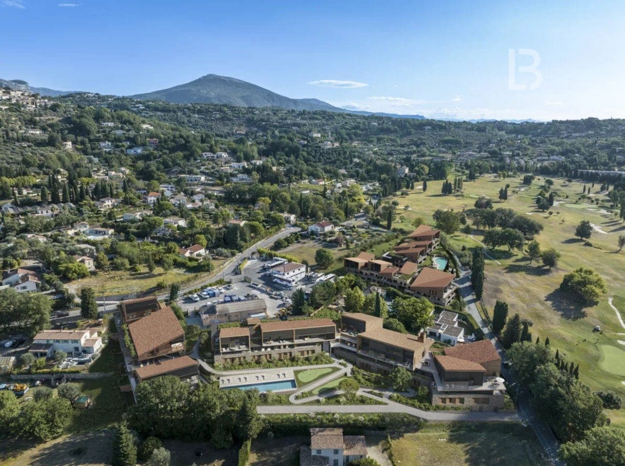 Bel appartement T2 à la vente à Chateauneuf-Grasse en bordure du golf - 4