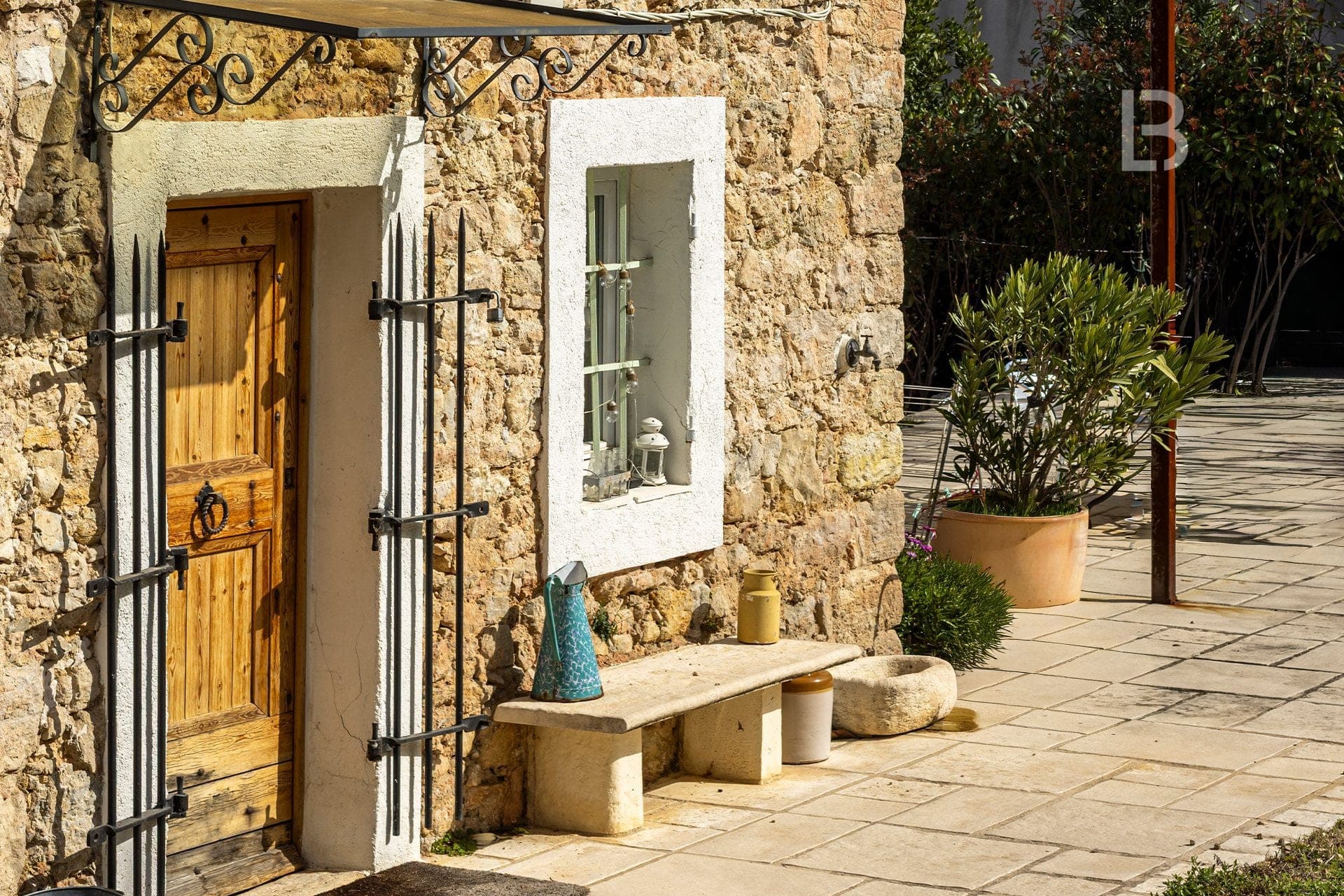 Bastide for sale in Le Rouret - 5
