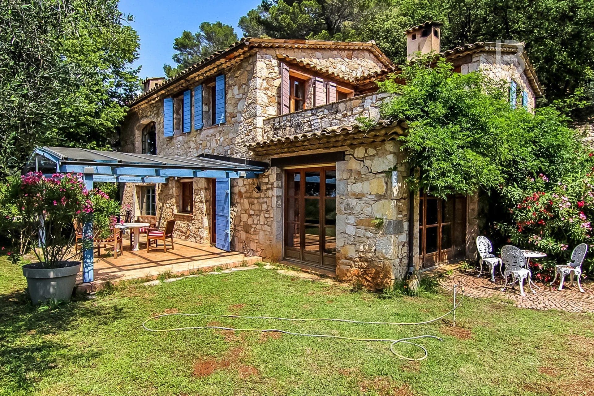 Bergerie du 18ème siècle à Grasse avec vue panoramique - 4
