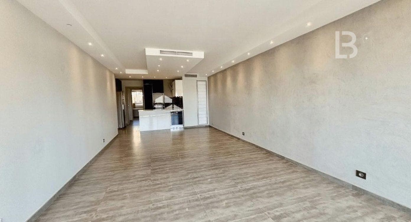 Bel appartement front de mer à Juan les Pins - 2