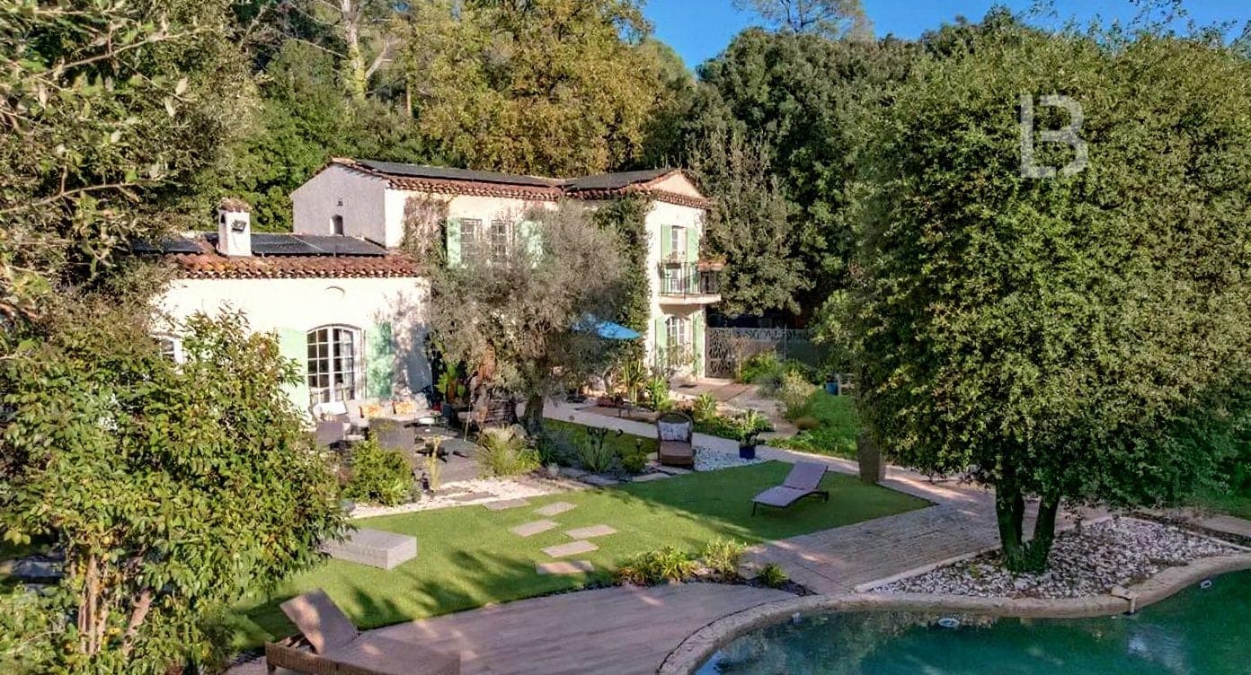 Superbe villa provençale avec vue mer et piscine dans un quartier calme de Roquefort-les-Pins - 4