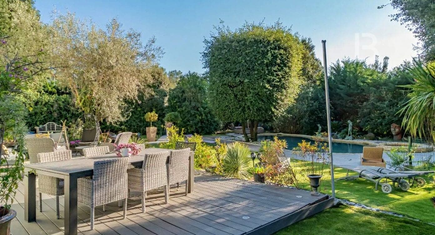 Superbe villa provençale avec vue mer et piscine dans un quartier calme de Roquefort-les-Pins - 5