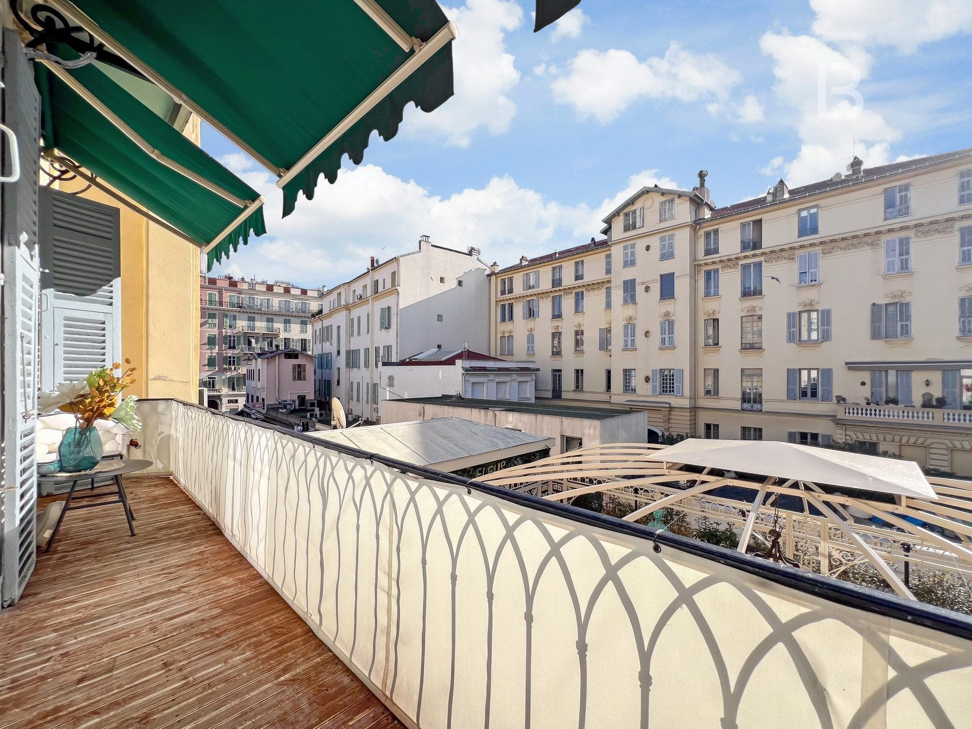 Nice Carré d'Or, 3 pièces en Excellent Etat avec Balcon - 4