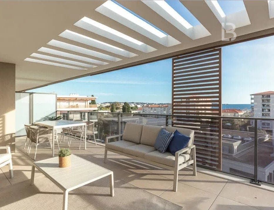 Superbe 4 pièces dernier étage vue mer