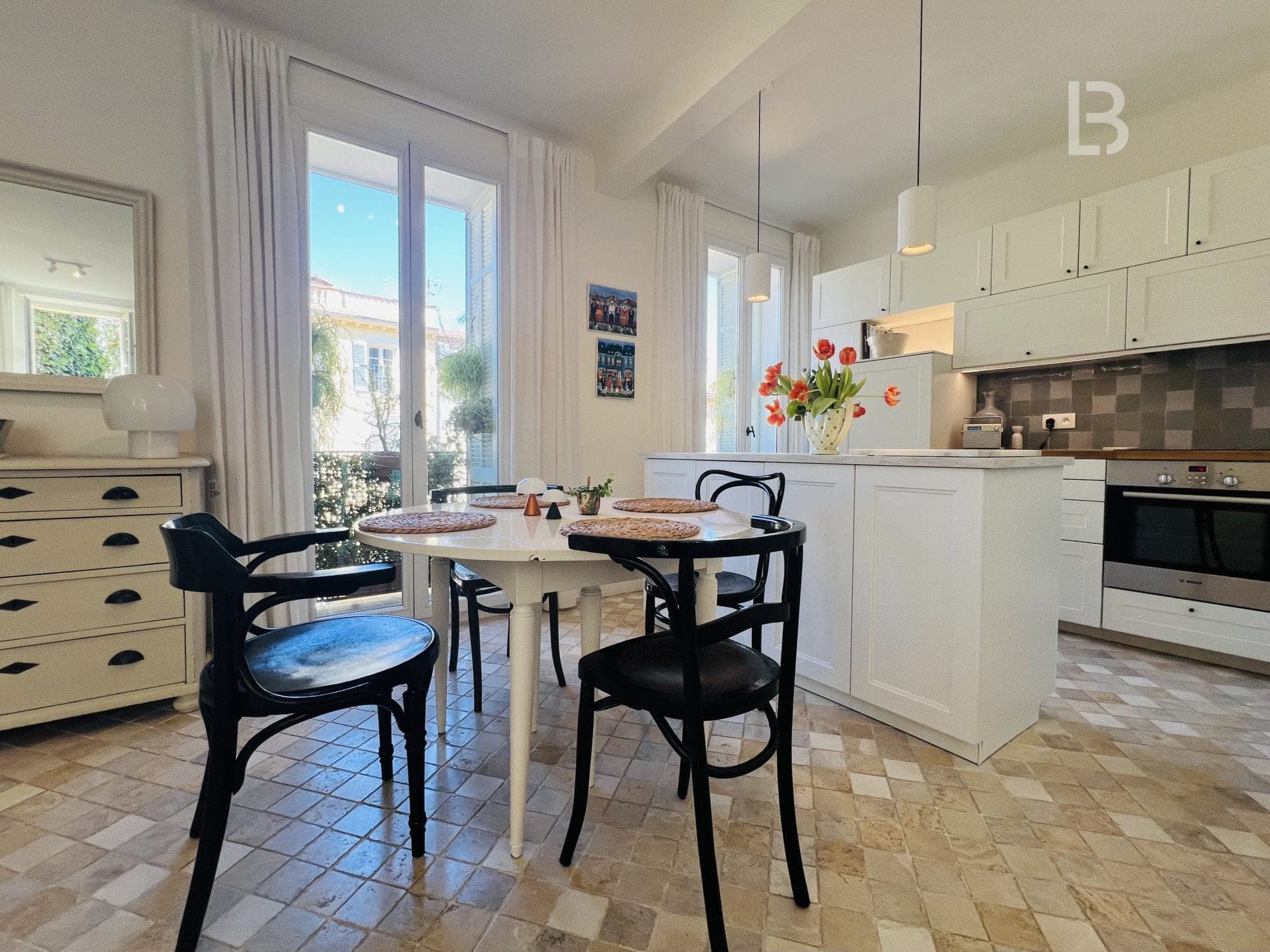 3 pièces en duplex dans la plus belle rue de la vieille ville - 5